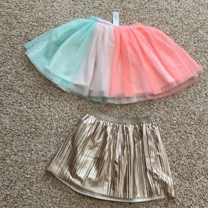 2 pieces Carter’s girls 4/5 tutus